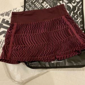 Lululemon Skirt Size 2 Regular Burgundy.